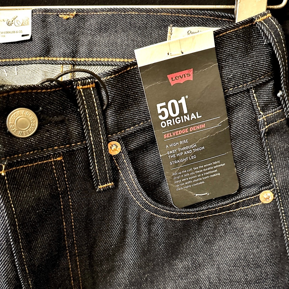 LEVI’S Women’s 501 Original Fit Dark Indigo RAW Selvedge Denim 23x30 NWT